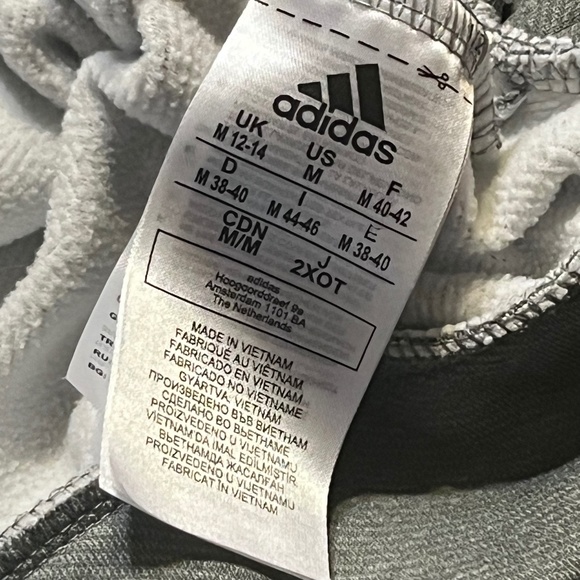 Adidas AEROREADY Glitter Hoodie - Picture 12 of 16